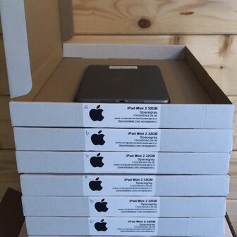 nieuwsbrief actie Apple iPad Mini 2 zwart 32GB 7,9&quot; WiFi (4G) + garantie