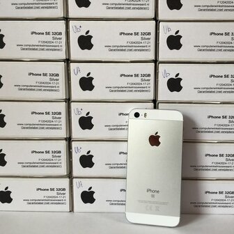 Apple iPhone SE 32GB + nieuwe accu (100%) simlockvrij zilver + Garantie