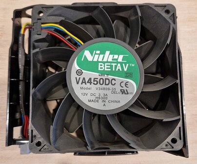 Nidec BETAV V VA450DC cooling fan