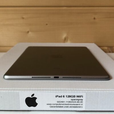 nieuwstaat Apple iPad 6 zwart 128GB 9.7" WiFi (4G) + garantie